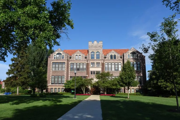 Aurora University